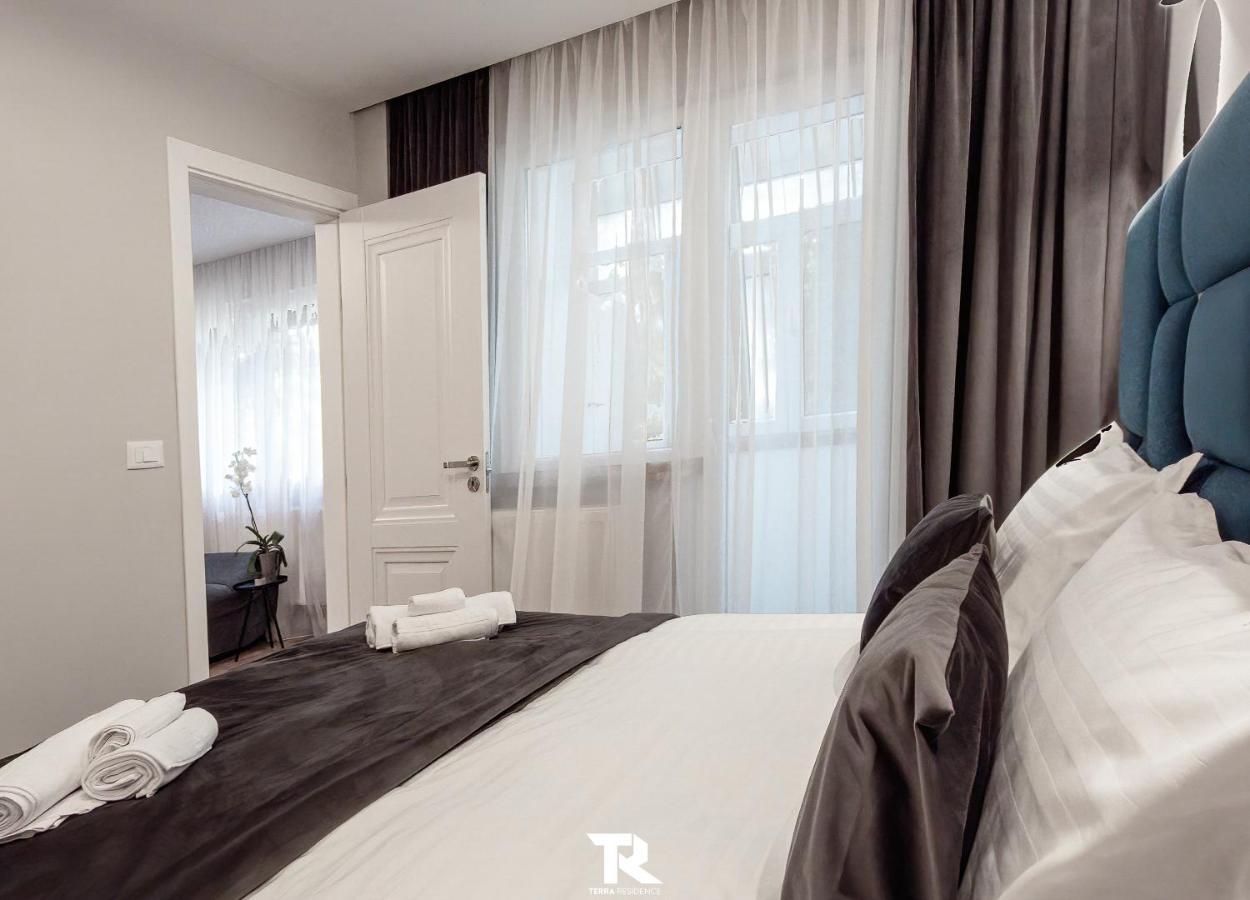 Terra Appartement Suceava Buitenkant foto