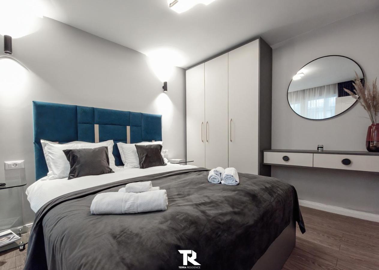 Terra Appartement Suceava Buitenkant foto
